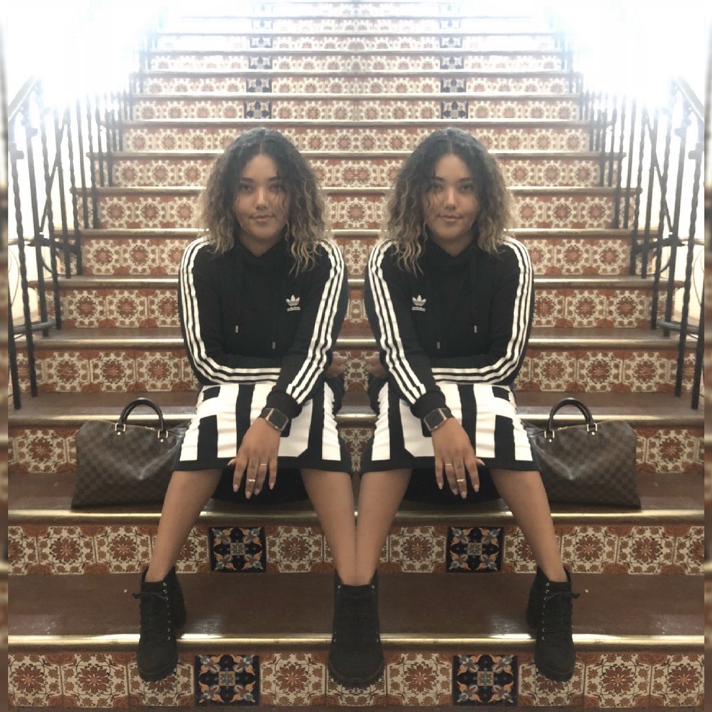 💋MEET YOUR SELLER 💋💋😘